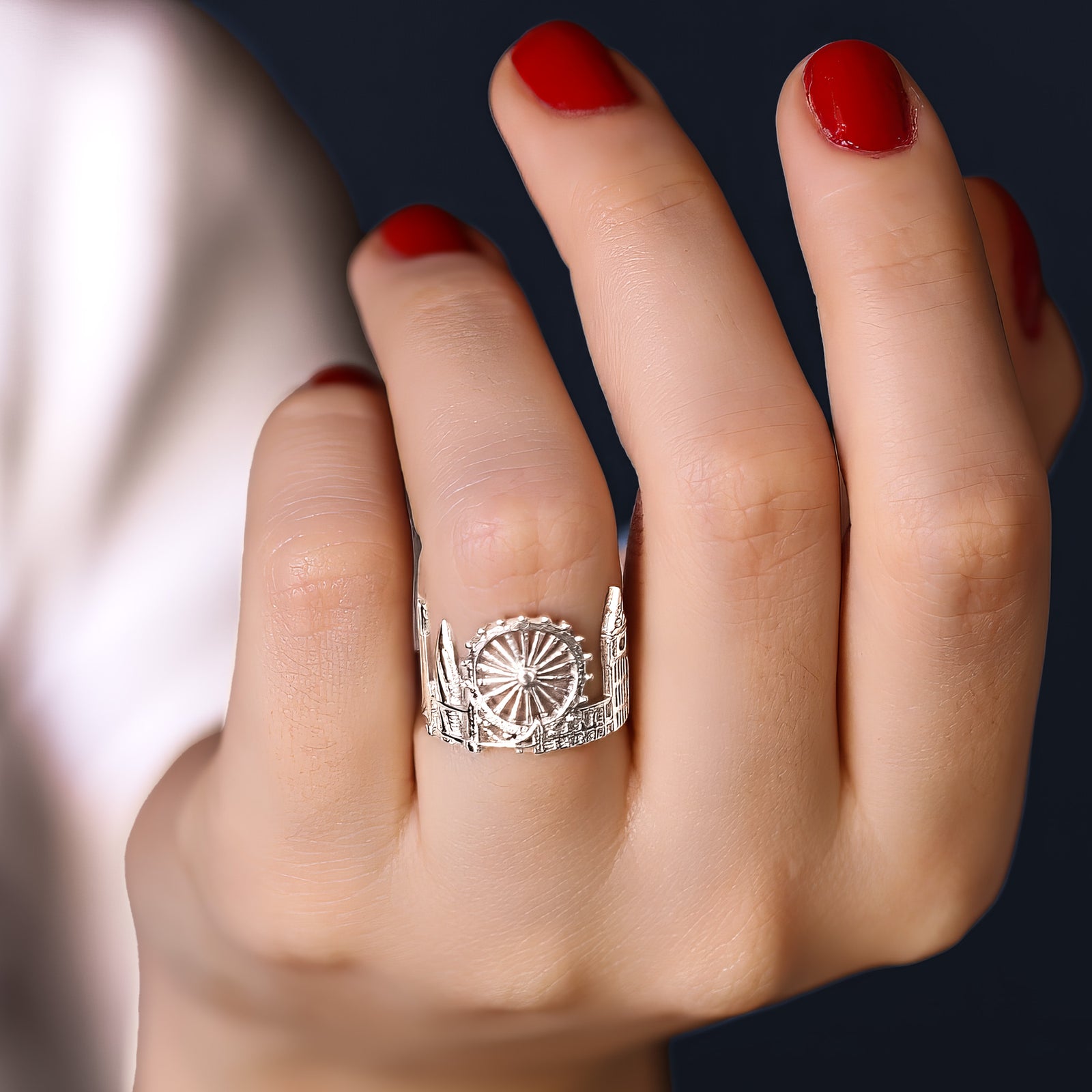 London Skyline Ring