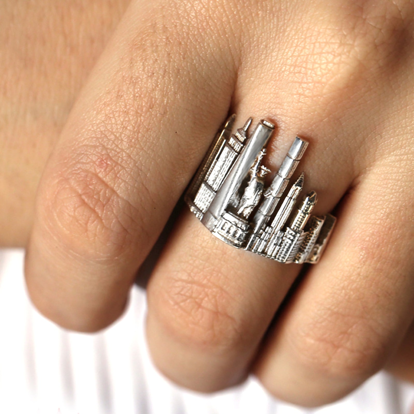 Cityscape Ring New York in Sterling Silver