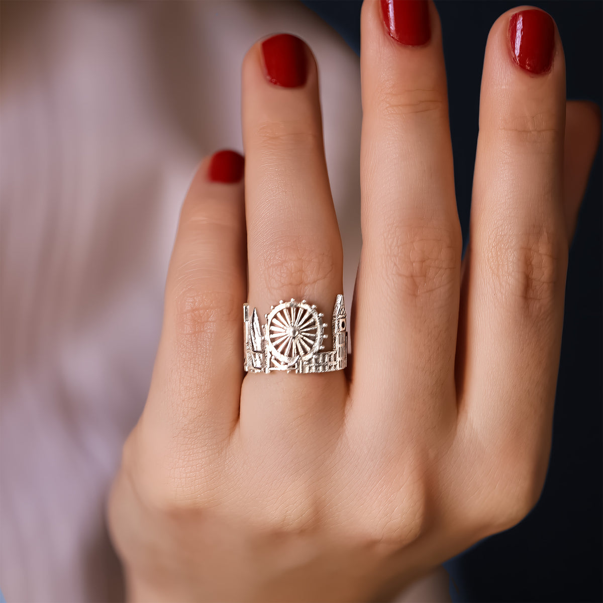 London Skyline Ring