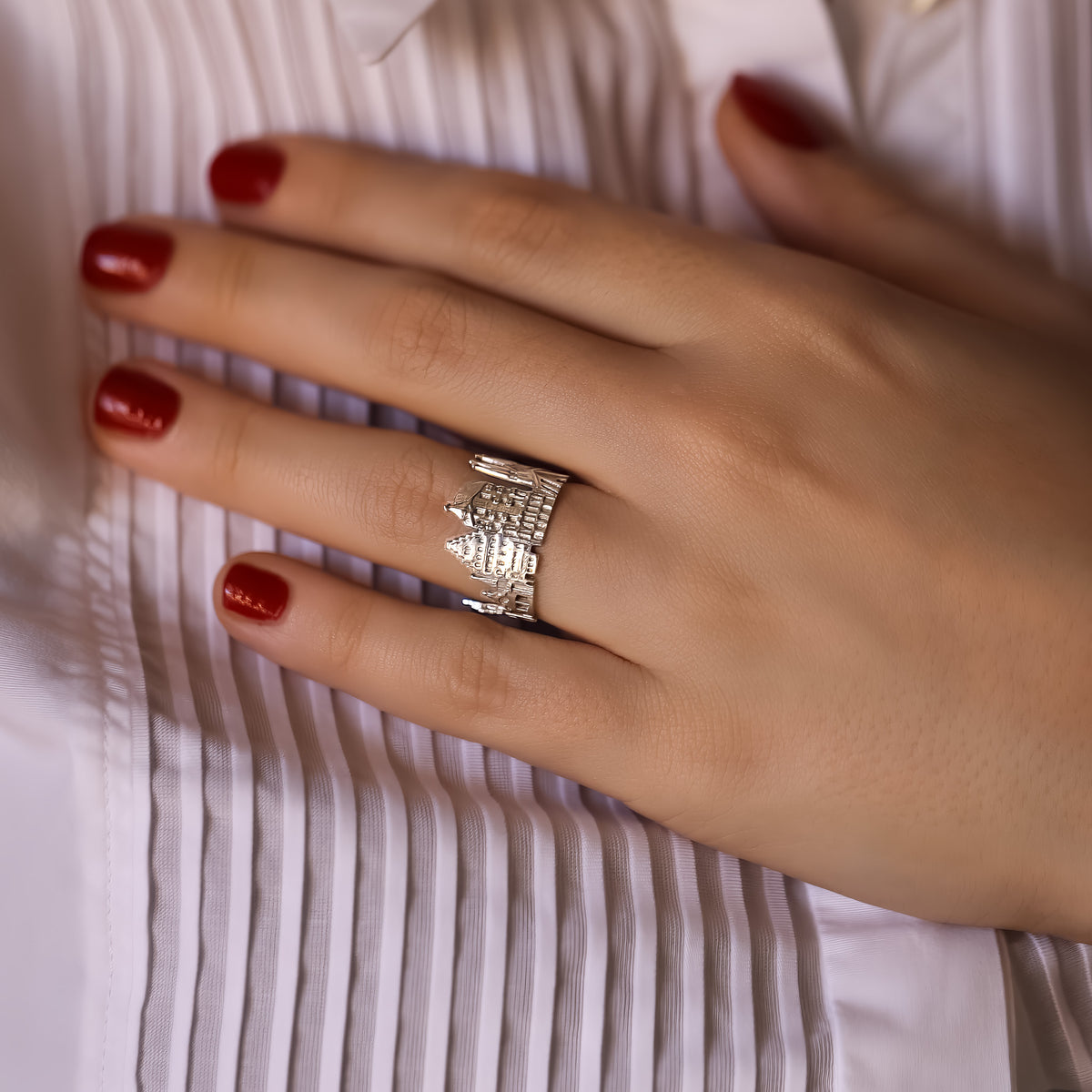Barcelona Skyline Ring