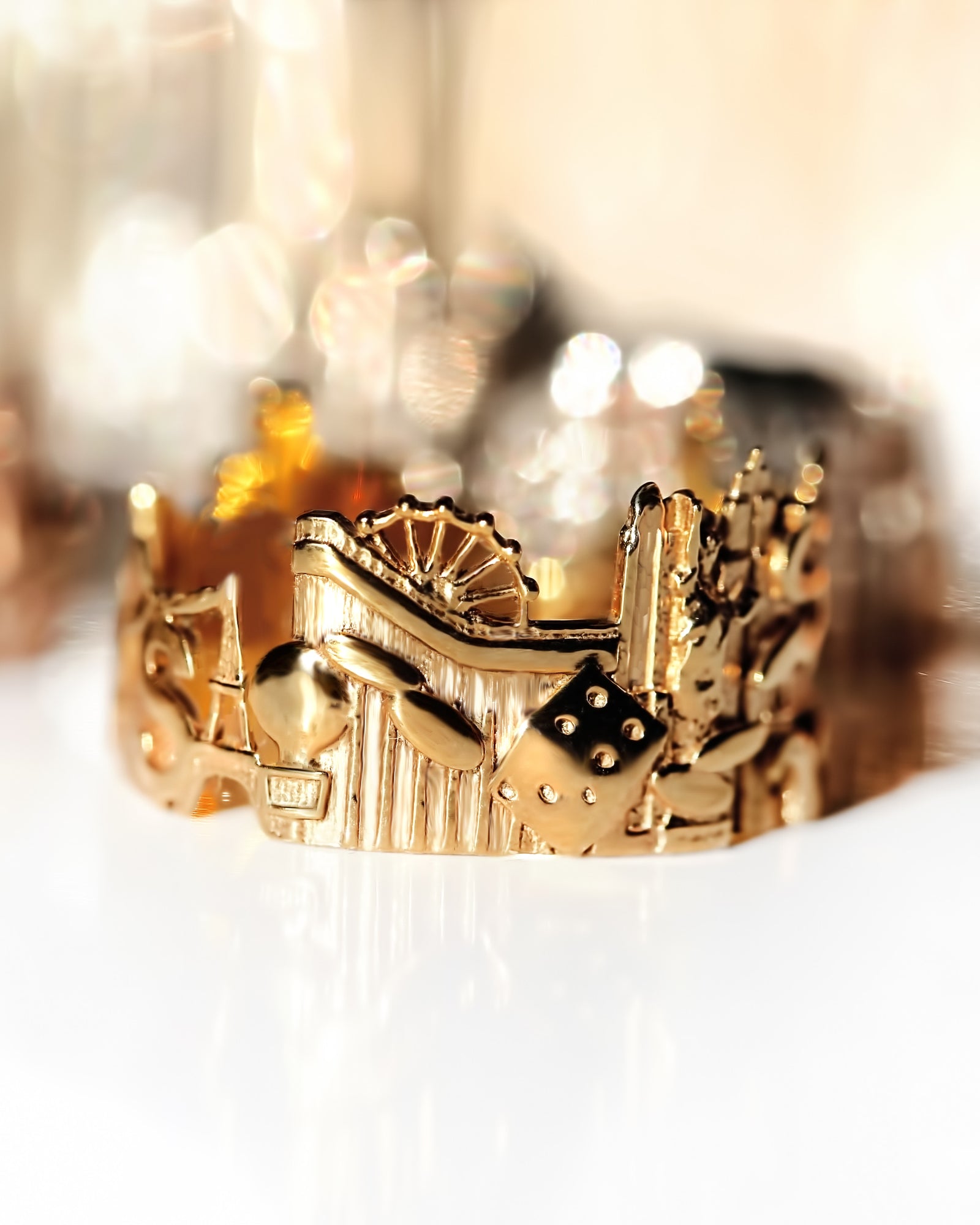 Cityscape Ring ⠀Las Vegas in 14K/18K Gold